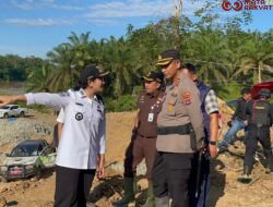 Polres Bersama Forkopimda Dharmasraya Tertibkan PETI di Sungai Batang Hari