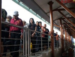 KAI Bandara Layani 78.226 Penumpang Selama Libur May Day 2025, Ajak Masyarakat Tertib Saat Melintas Perlintasan