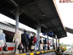 Libur Panjang Hari Buruh Internasional, KAI Divre IV Tanjungkarang Layani 11.967 Penumpang