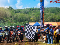 Ratusan Rider Taklukkan Medan Ekstrem Bukit Mindawa Raya dalam Event Bhayangkara Trail Adventure