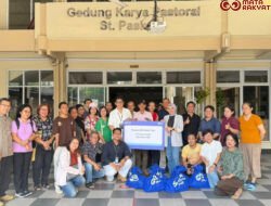 BRI Region 6 Salurkan 200 Paket Sembako Melalui Program CSR kepada Jemaat Gereja St. Paskalis