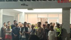 Dipicu Isu Pertambangan, Ribuan Warga Datangi Mapolres Sijunjung