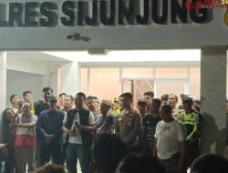 Dipicu Isu Pertambangan, Ribuan Warga Datangi Mapolres Sijunjung