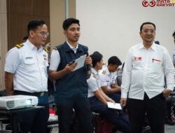 Jumlah Pengguna Meningkat, LRT Jabodebek Perkuat Kompetensi Train Attendant