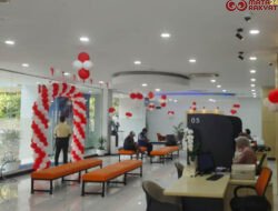 Dekorasi Merah Putih BRI BO Cut Mutiah Meriahkan HUT ke-81 RI