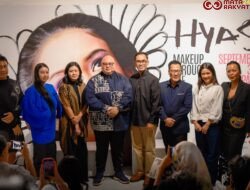 Telusuri Jejak Kecantikan di HYAS Makeup Through the Ages ASHTA District 8