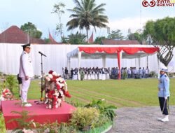 Wawako Elzadaswarman Pimpin Upacara Penurunan Bendera HUT ke-81 RI di Payakumbuh