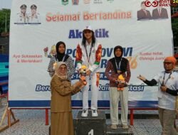 Dwi Intan Sumbang Emas dan Perak untuk Dharmasraya dari Cabor Renang Proprov 
