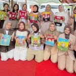 Lestarikan Budaya, Ketua PIPAS Sumbar Ny. Evi Kusdiani Kunrat Edukasi Keterampilan Membatik bersama Anggota 