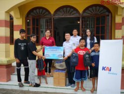 KAI Bandara Salurkan Bantuan Pendidikan untuk Anak-anak Panti Asuhan Al Washliyah Lubuk Pakam