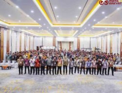 PTPN Group Beri Penghargaan Pengabdian kepada 1.239 Nusantara Planters PalmCo di Riau