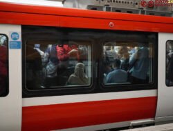 Sebanyak 514 Barang Tertinggal di Bulan Oktober, LRT Jabodebek : Perhatikan Kembali Barang Bawaan Anda